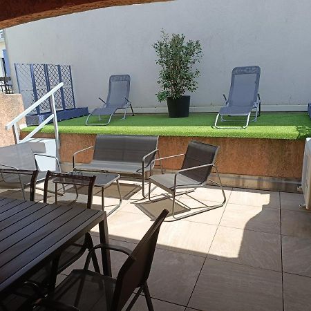Appartement A 50 Metres De La Plage Frejus Luaran gambar