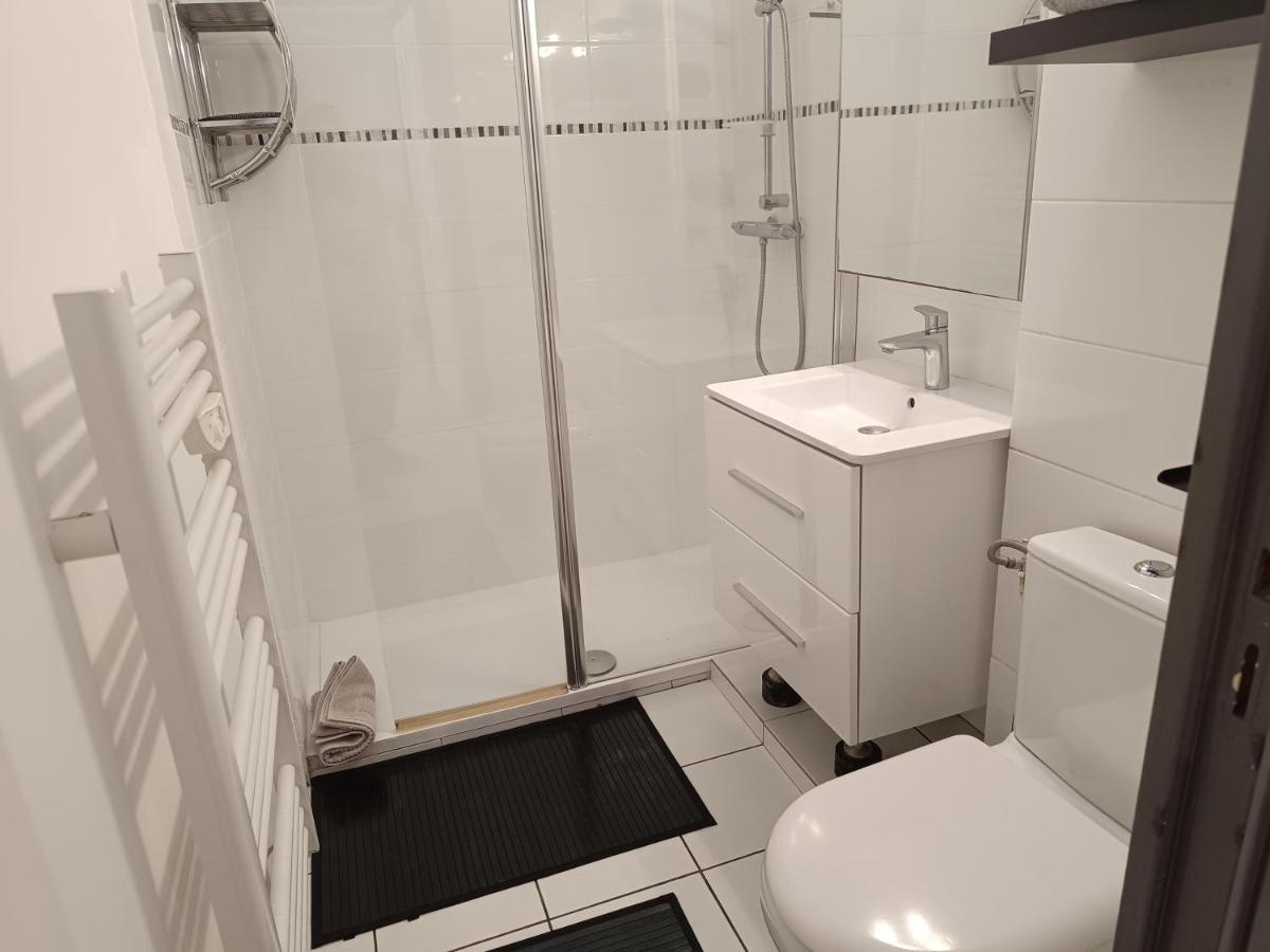 Appartement A 50 Metres De La Plage Frejus Luaran gambar