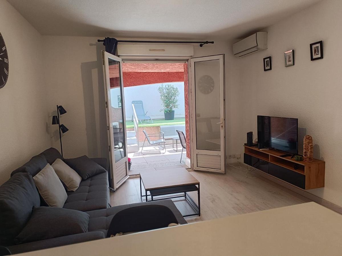 Appartement A 50 Metres De La Plage Frejus Luaran gambar